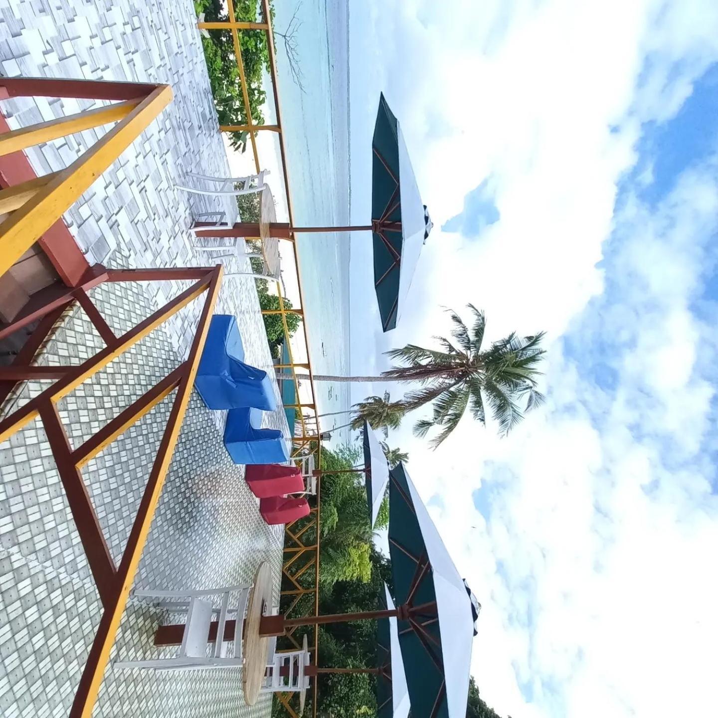 Scuba Republic Beach Bungalows Bira Bagian luar foto